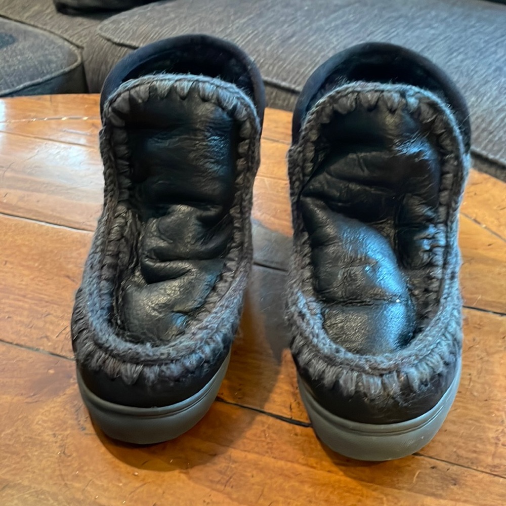 Barely worn Mou Mou ankles boots. Excellent condition.